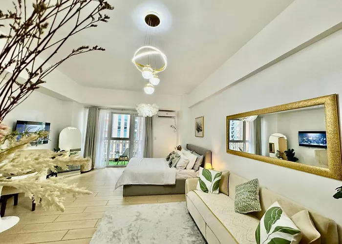 Bell Place At Venice Luxury Mckinley Hill * 马尼拉