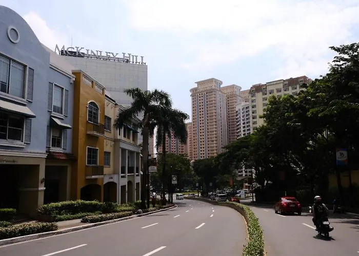 Bell Place At Venice Luxury Mckinley Hill * 马尼拉